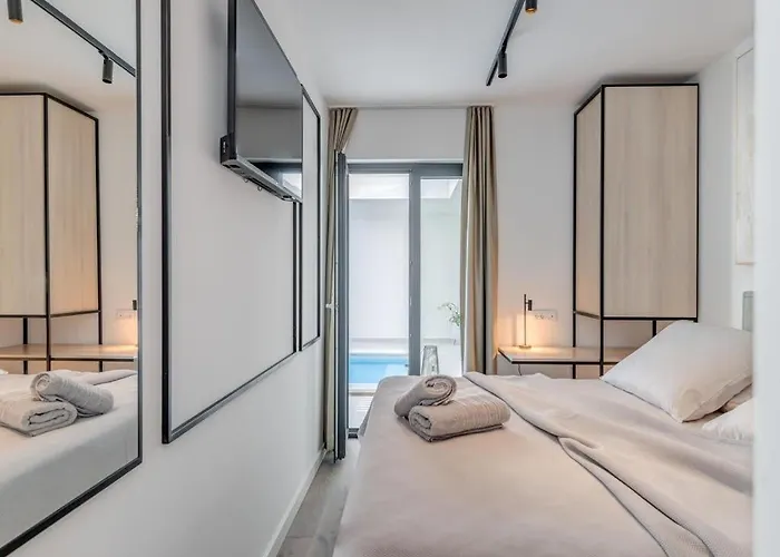 Botanica Вилла Каштела