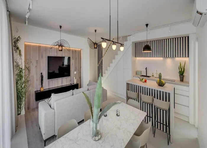 Botanica Каштела